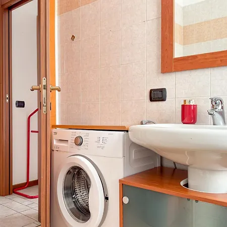 Oasi Sole Laghi With Pool Appartamento